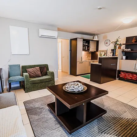 Marina Levant 203&202