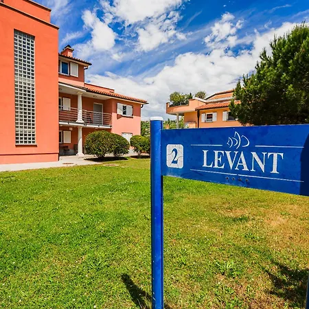 Appartement Marina Levant 203&202 *