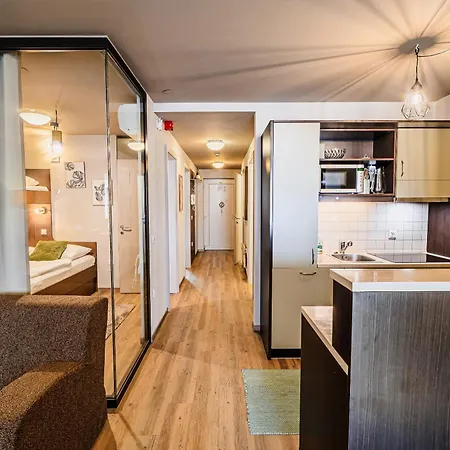 Marina Levant 203&202