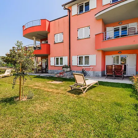 Marina Levant 203&202