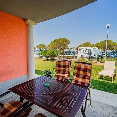 Appartement Marina Levant 203&202 *