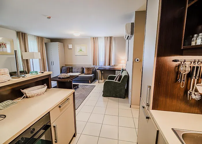 Marina Levant 203&202 *