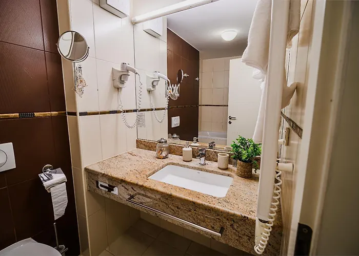 Marina Levant 203&202 波尔托罗