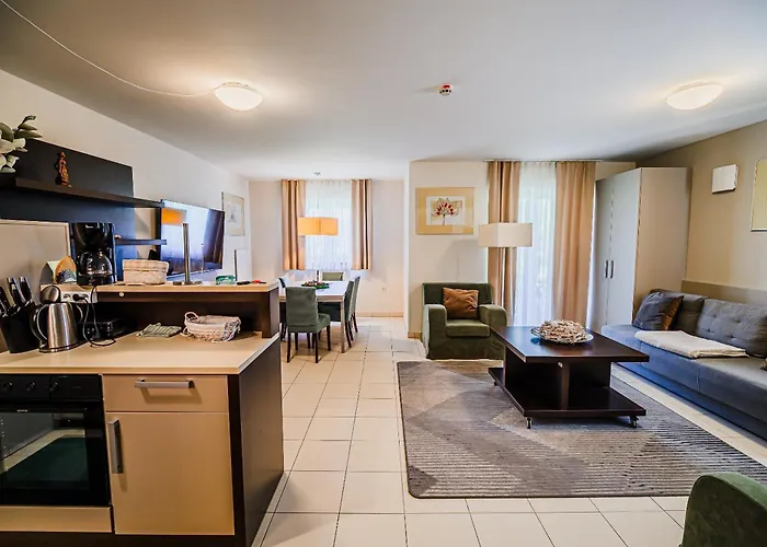 Marina Levant 203&202 * Portorose