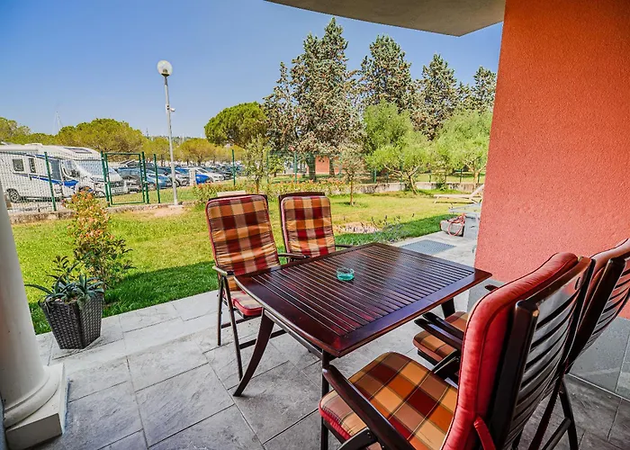 Marina Levant 203&202 波尔托罗