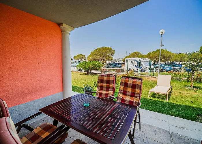 Appartamento Marina Levant 203&202 *